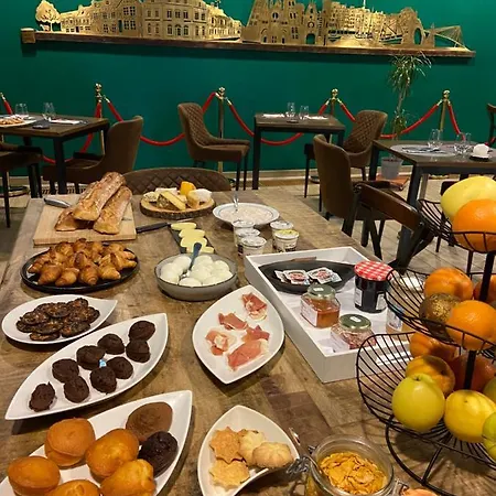 Logis Restaurant Le Tosny Otel 3*
