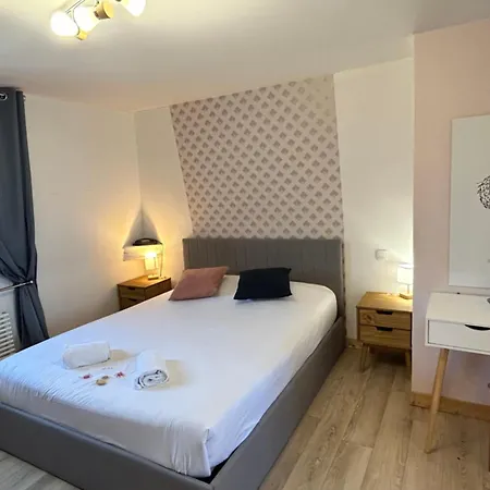 Logis Restaurant Le Tosny Otel Épaignes
