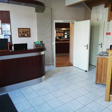 Logis Restaurant Le Tosny Szálloda 3*