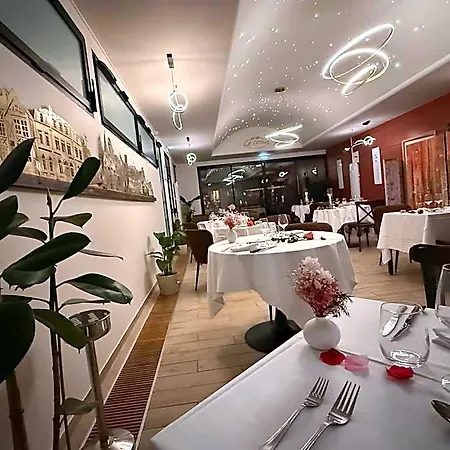 Logis Restaurant Le Tosny 3* Épaignes