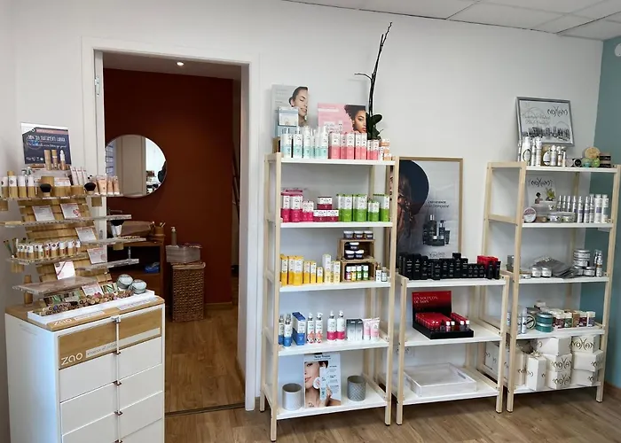 Logis Restaurant Le Tosny 3*