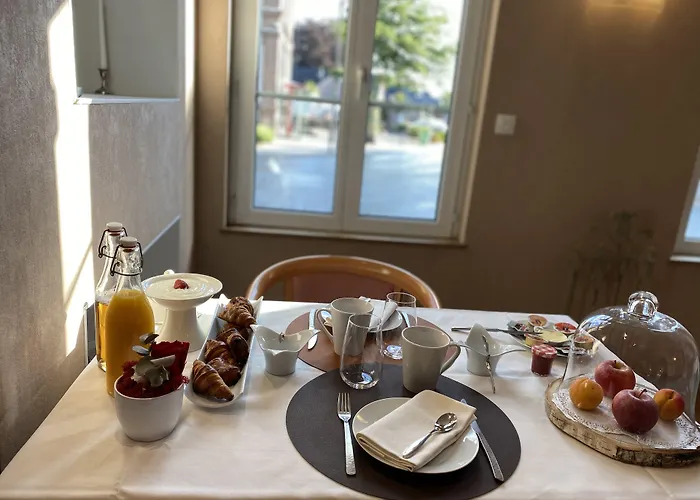 Logis Restaurant Le Tosny Epaignes