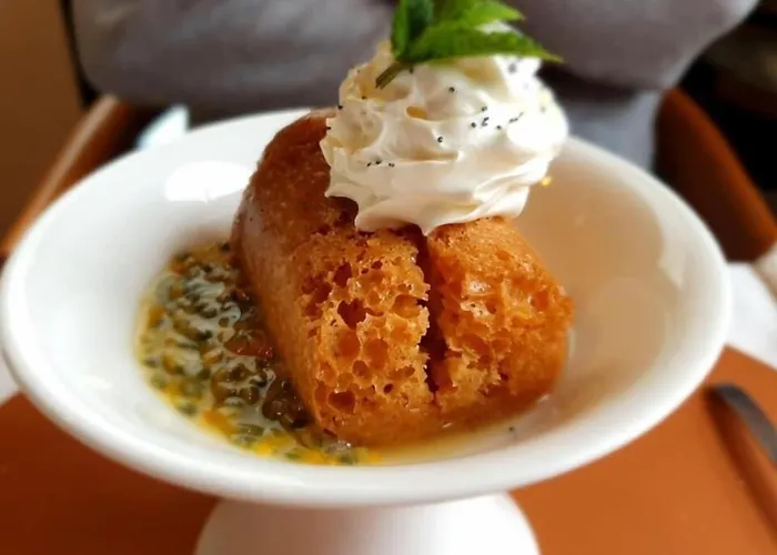 Logis Restaurant Le Tosny Hotel 3*