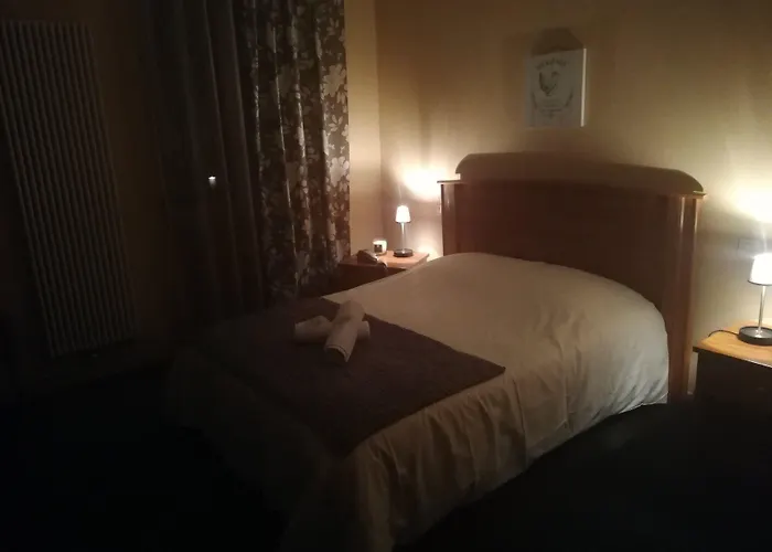 Logis Restaurant Le Tosny 3*